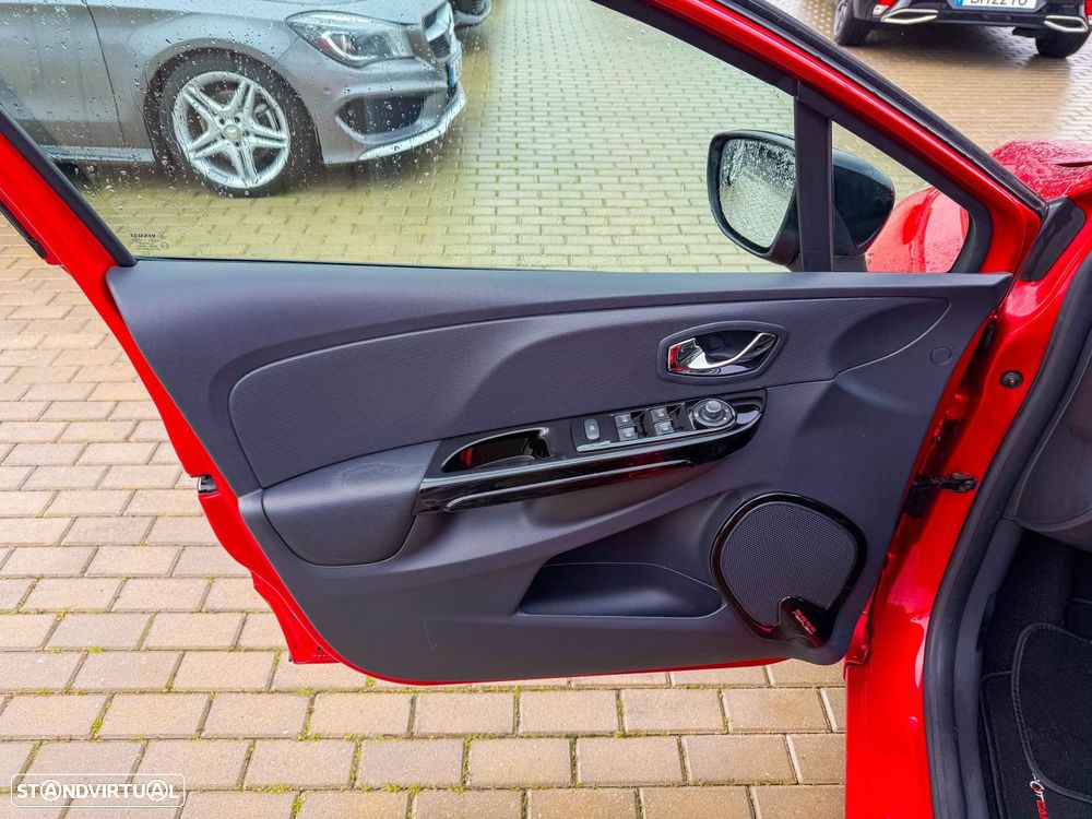 Renault Clio 0.9 TCE Dynamique S - 11