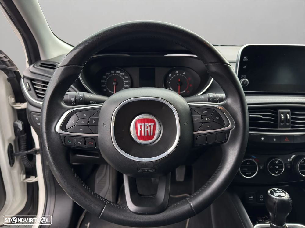 Fiat Tipo Station Wagon 1.3 M-Jet Lounge - 10