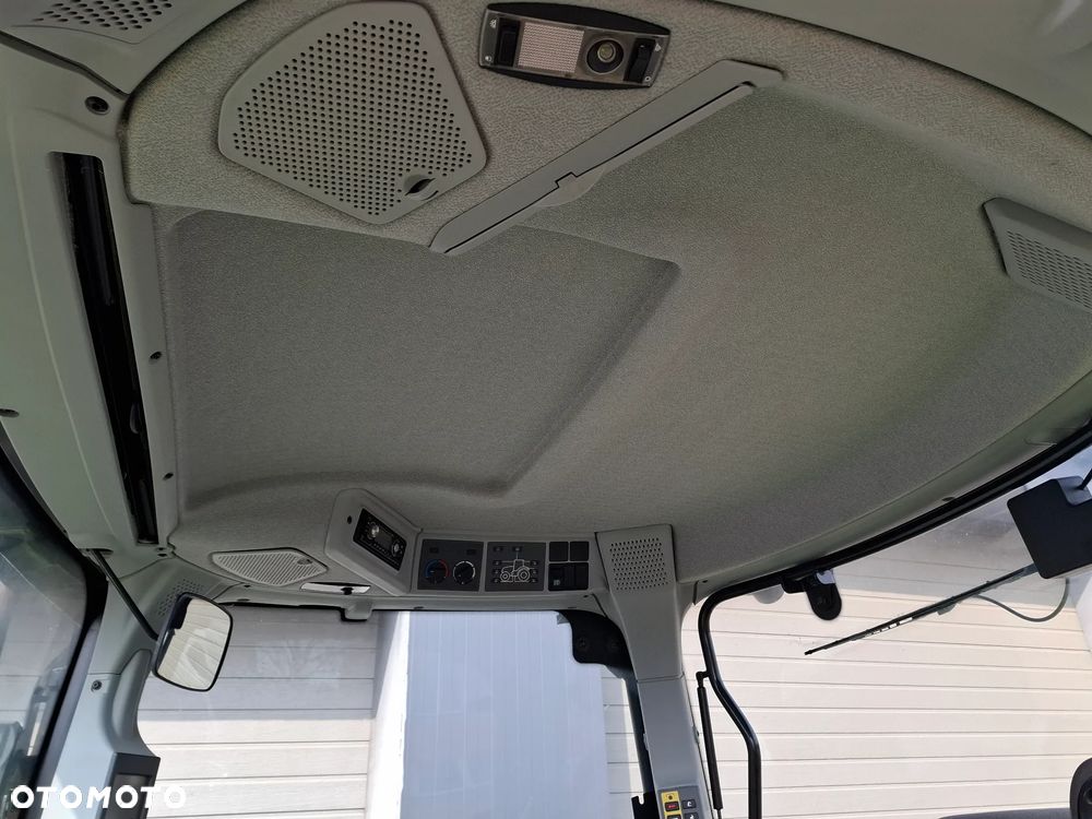 Claas Arion 620 - 7