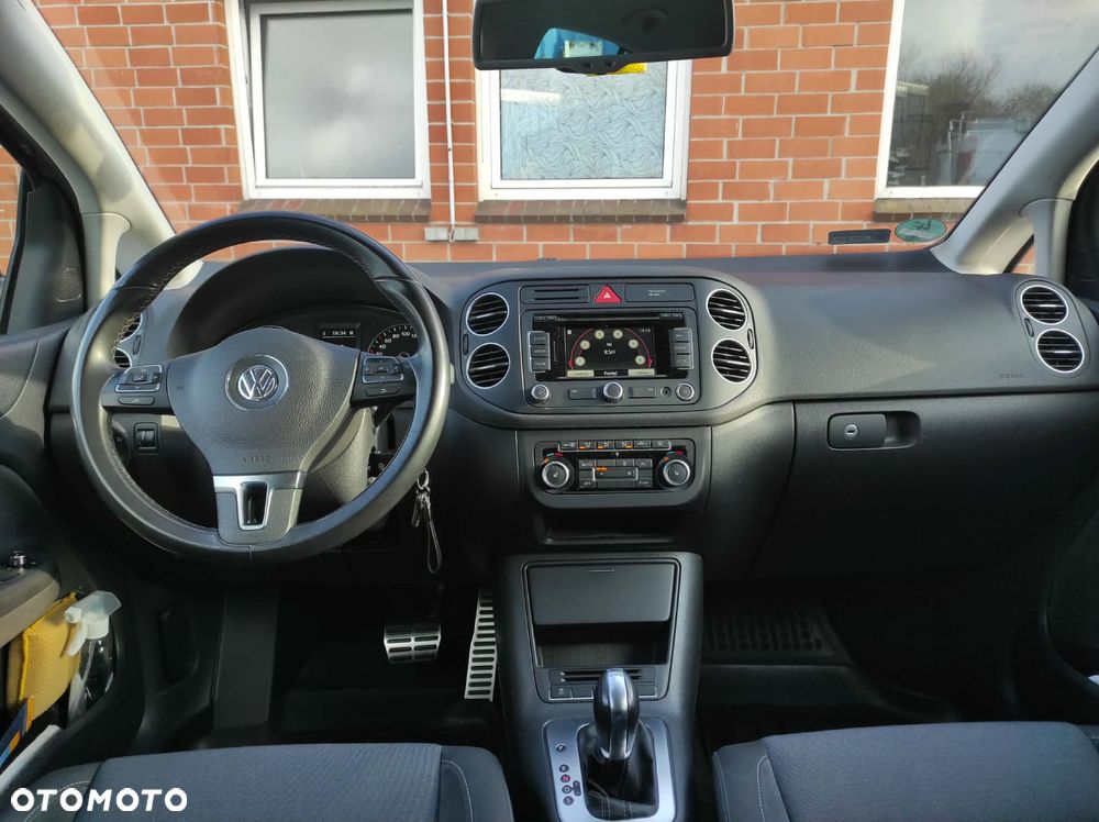 Volkswagen Golf Plus 1.6 TDI DPF DSG Style - 8