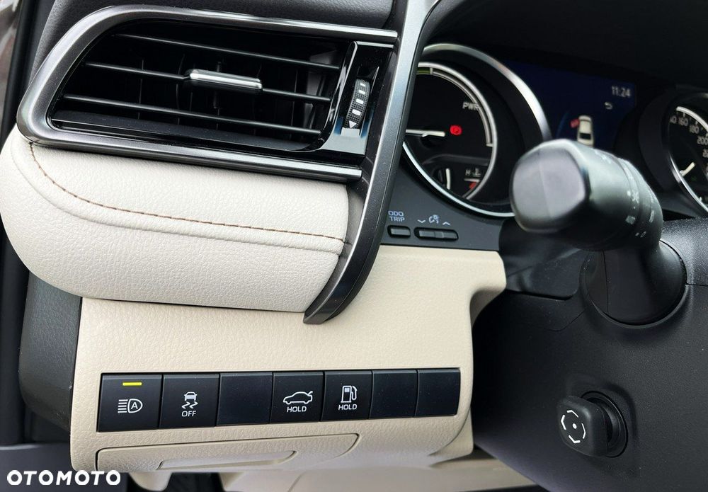 Toyota Camry 2.5 Hybrid Executive CVT - 31