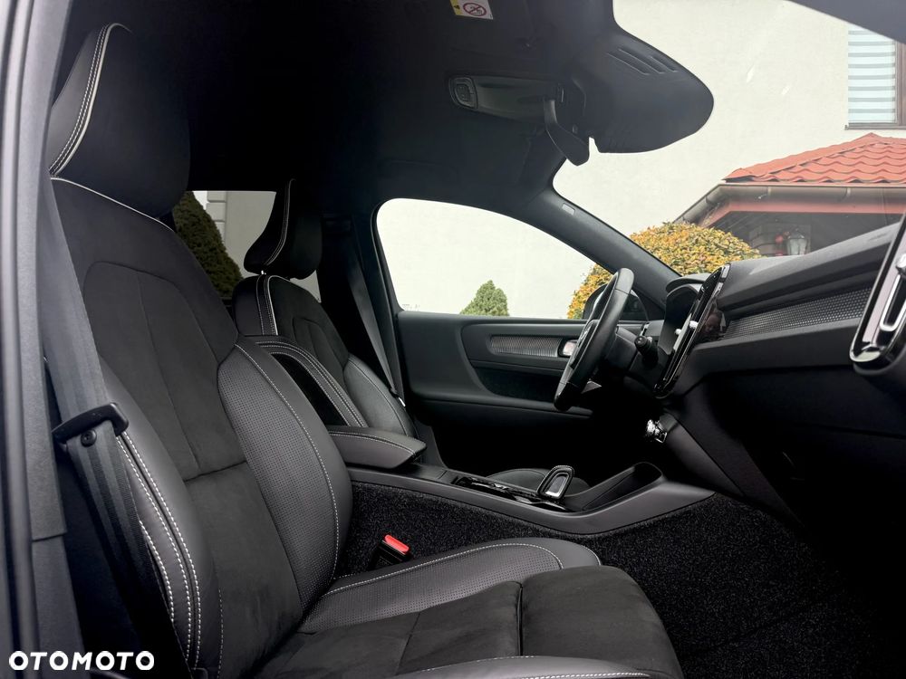 Volvo XC 40 T3 Geartronic RDesign - 12