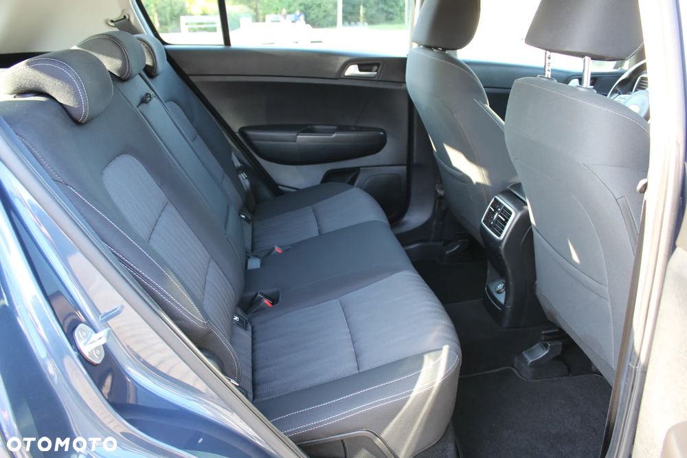 Kia Sportage 1.6 GDI L Business Line Plus 2WD - 19
