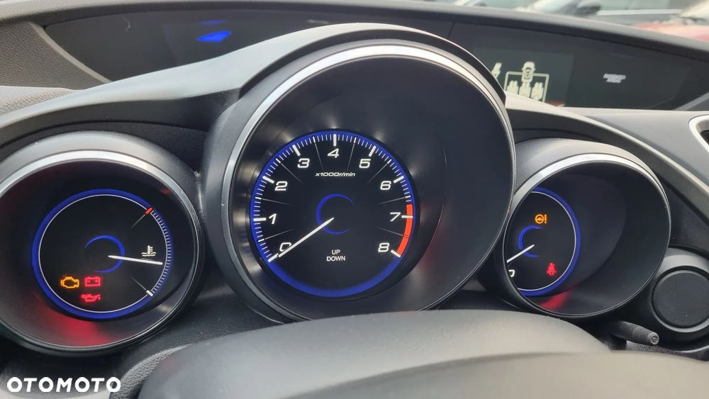 Honda Civic 1.8 i-VTEC Sport - 22