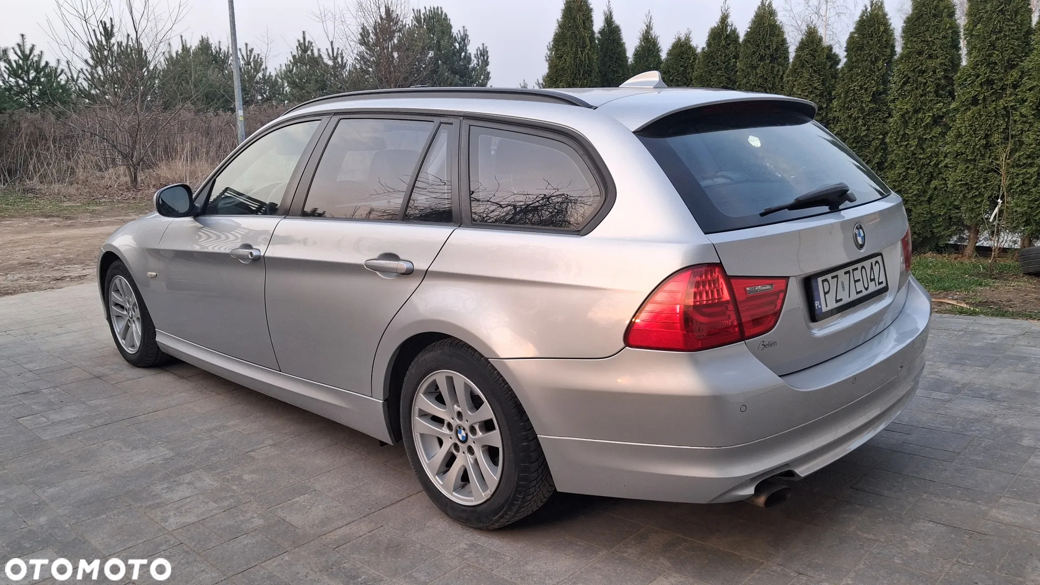 BMW Seria 3 318d - 29