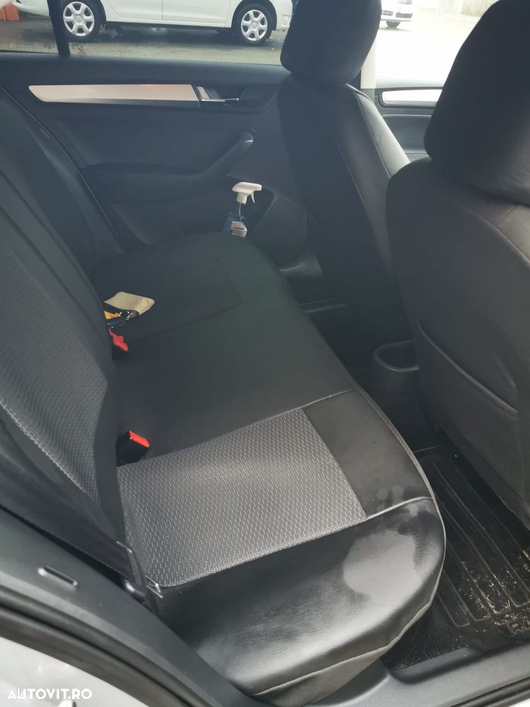 Skoda RAPID 1.0 TSI Ambition - 10