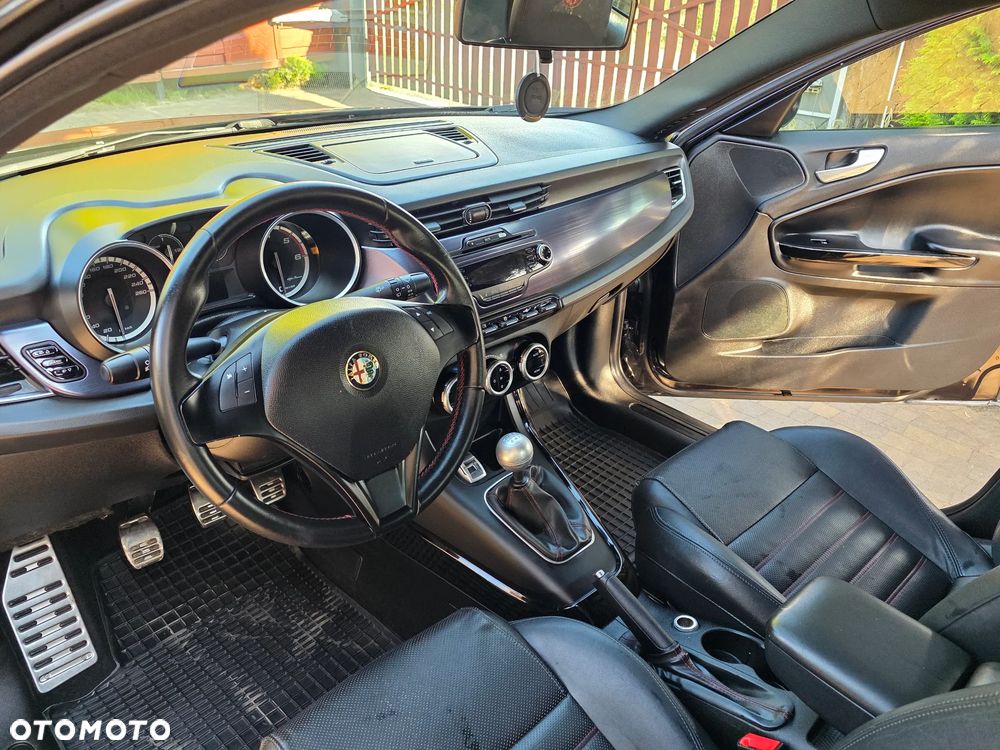 Alfa Romeo Giulietta 1.6 JTDM 16V - 3