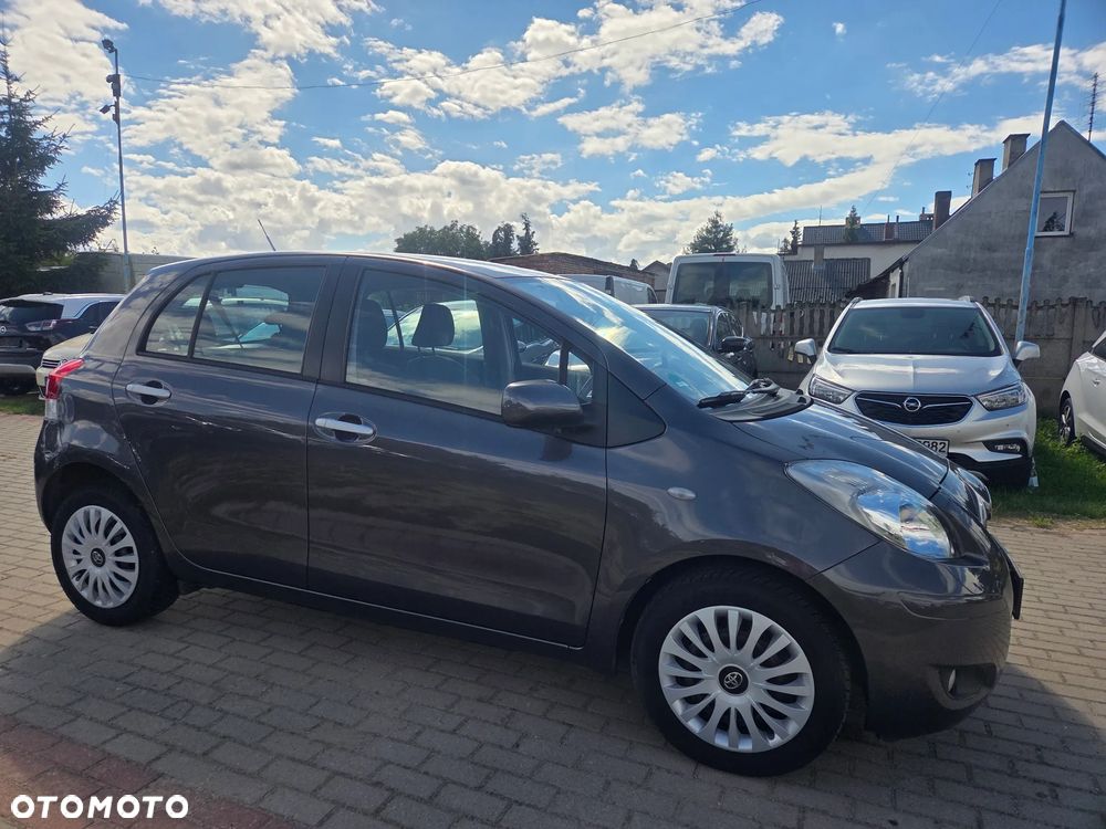 Toyota Yaris - 5