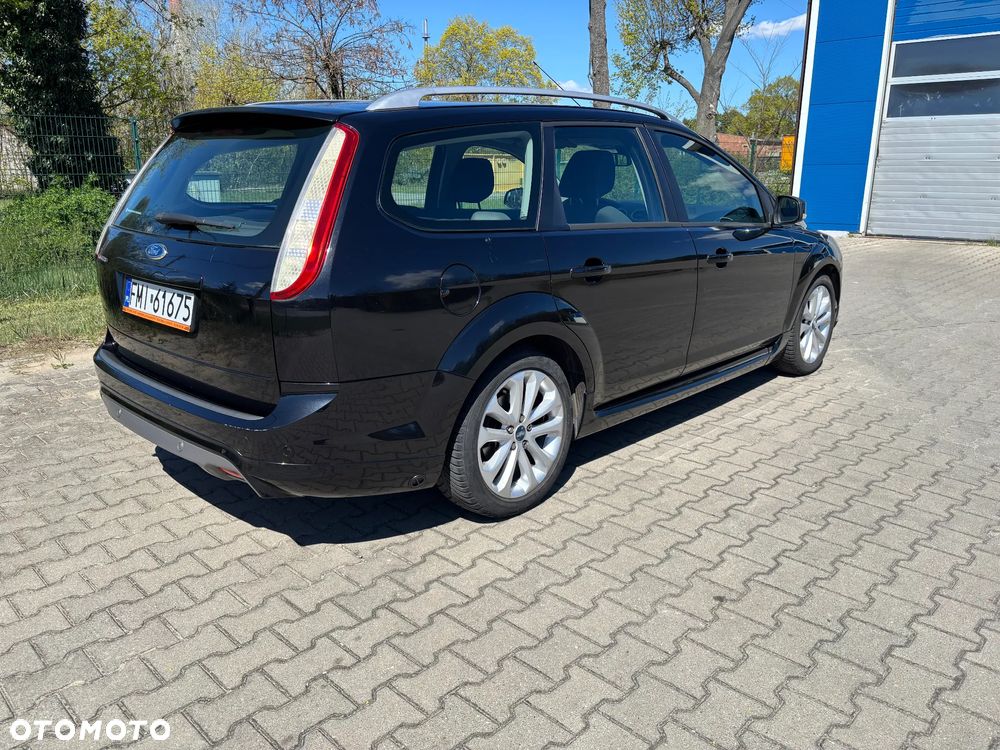 Ford Focus 2.0 16V Titanium - 5