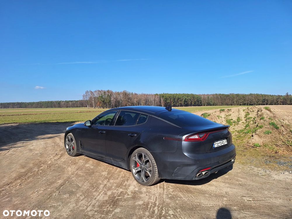 Kia Stinger 3.3 T-GDI V6 GT AWD - 20
