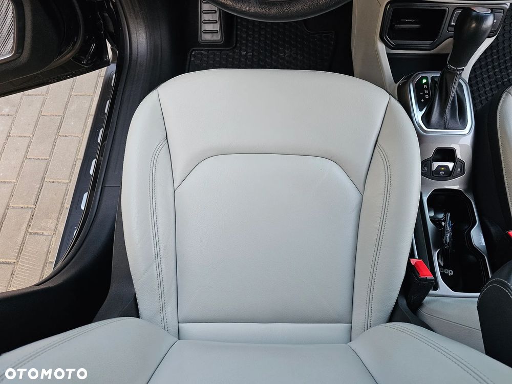 Jeep Renegade 1.3 GSE T4 Turbo 80th Anniversary FWD S&S - 15