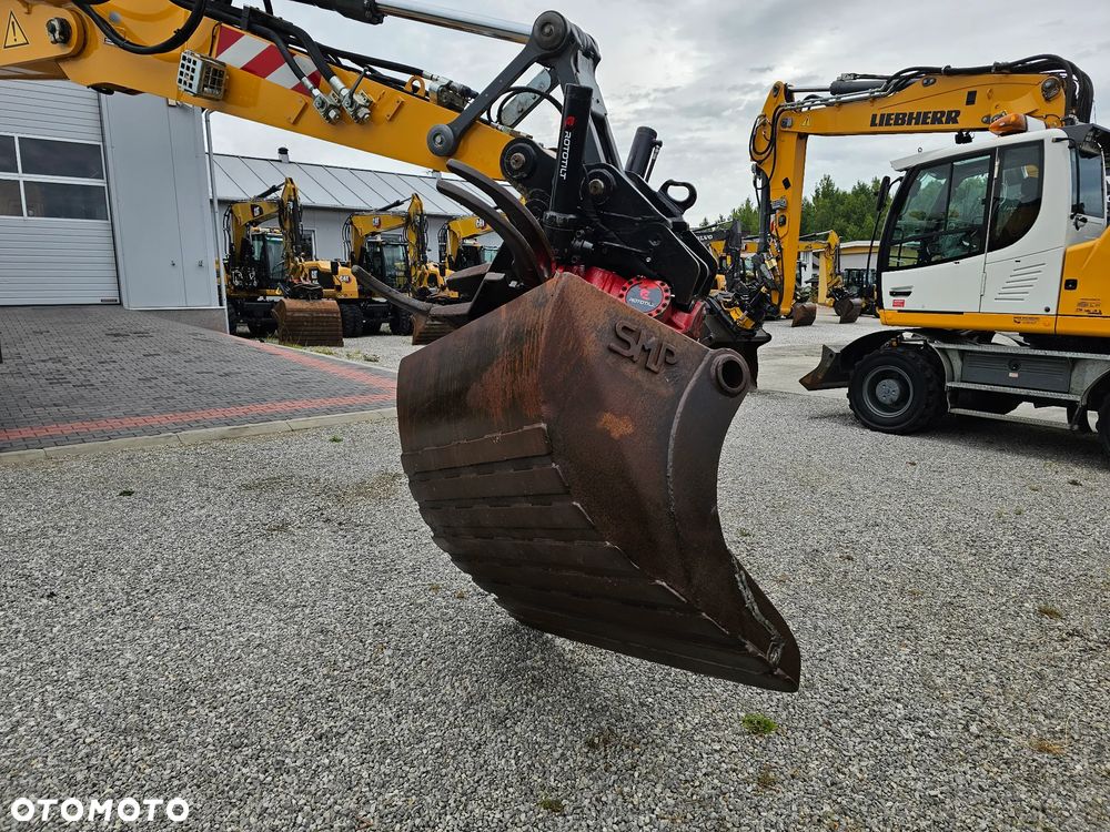 Liebherr A 916 - 39