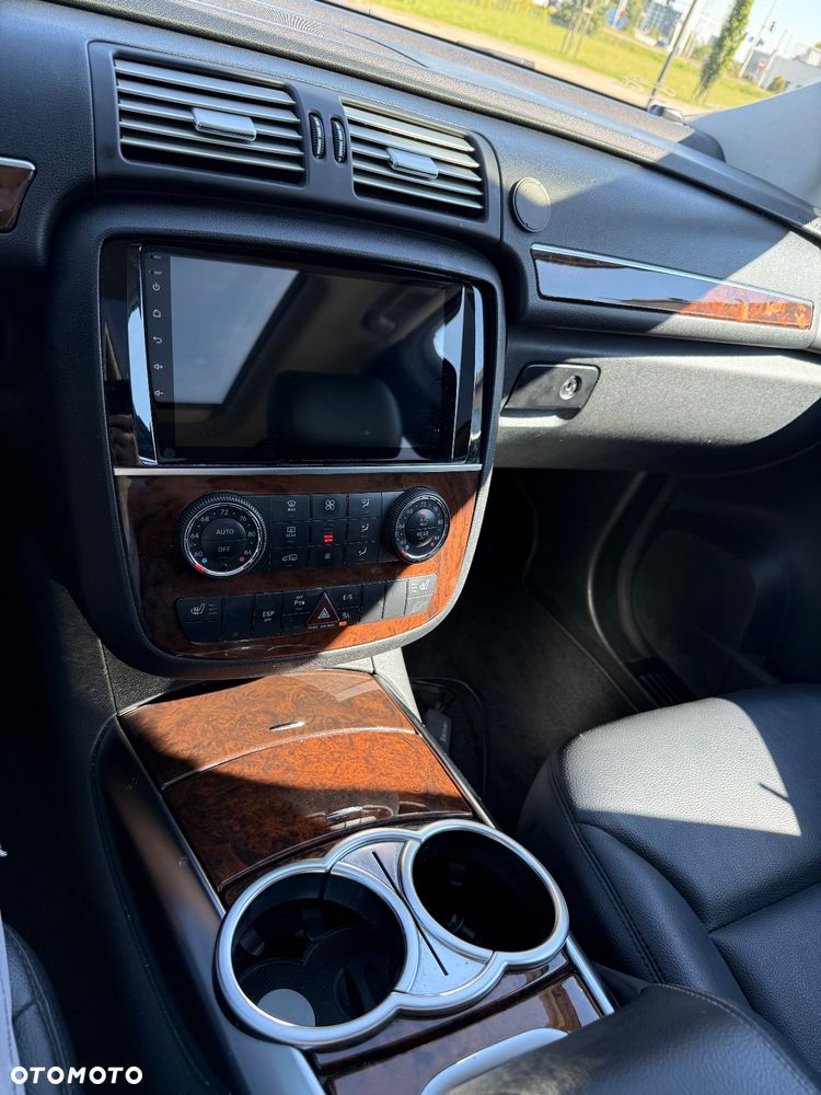 Mercedes-Benz Klasa R 350 4-Matic - 14
