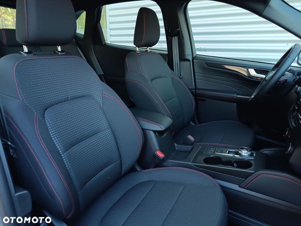 Ford Kuga 2.0 EcoBlue AWD ST-Line - 29