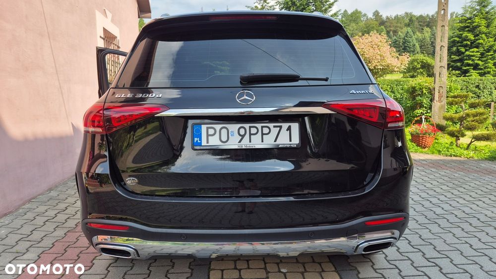 Mercedes-Benz GLE 300 d 4Matic 9G-TRONIC AMG Line - 23