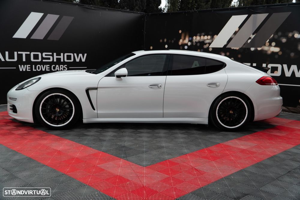 Porsche Panamera Edition - 3