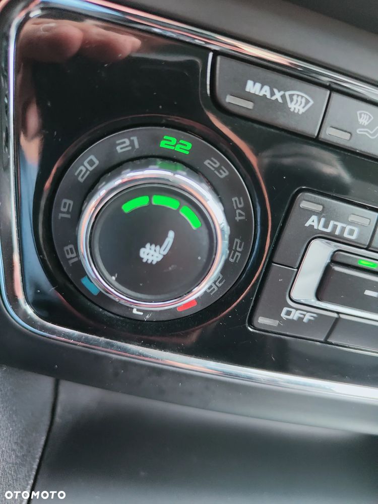 Skoda Superb 2.0 TDI Green tec Ambition - 26