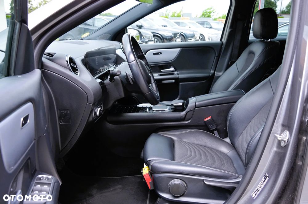 Mercedes-Benz GLA 180 d Style - 15