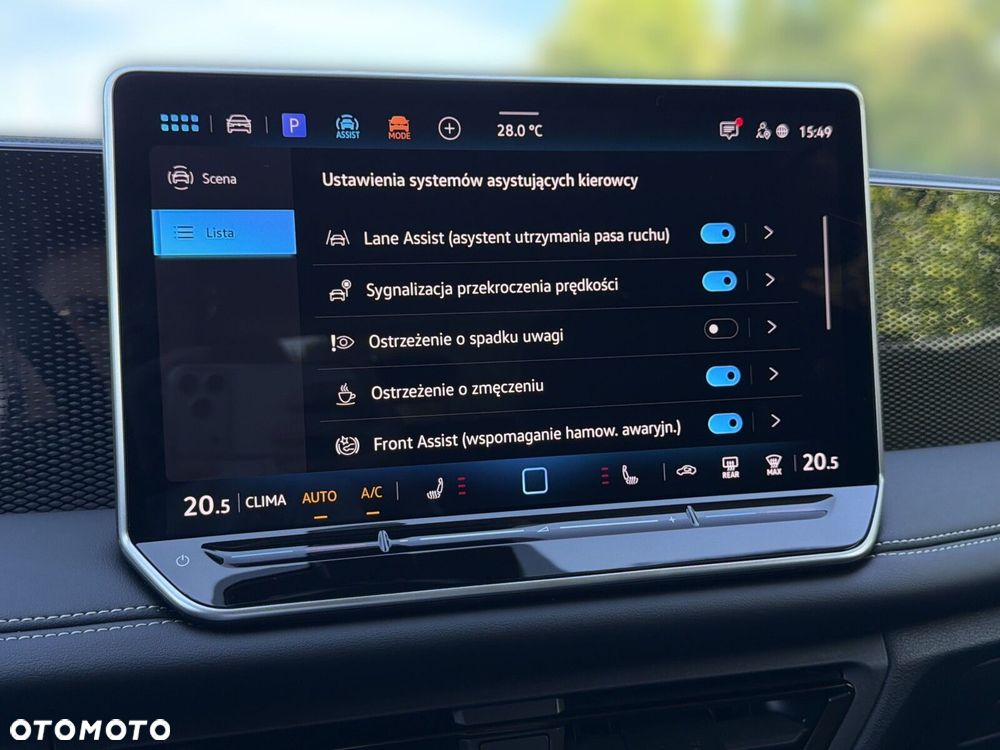 Volkswagen Tiguan - 26