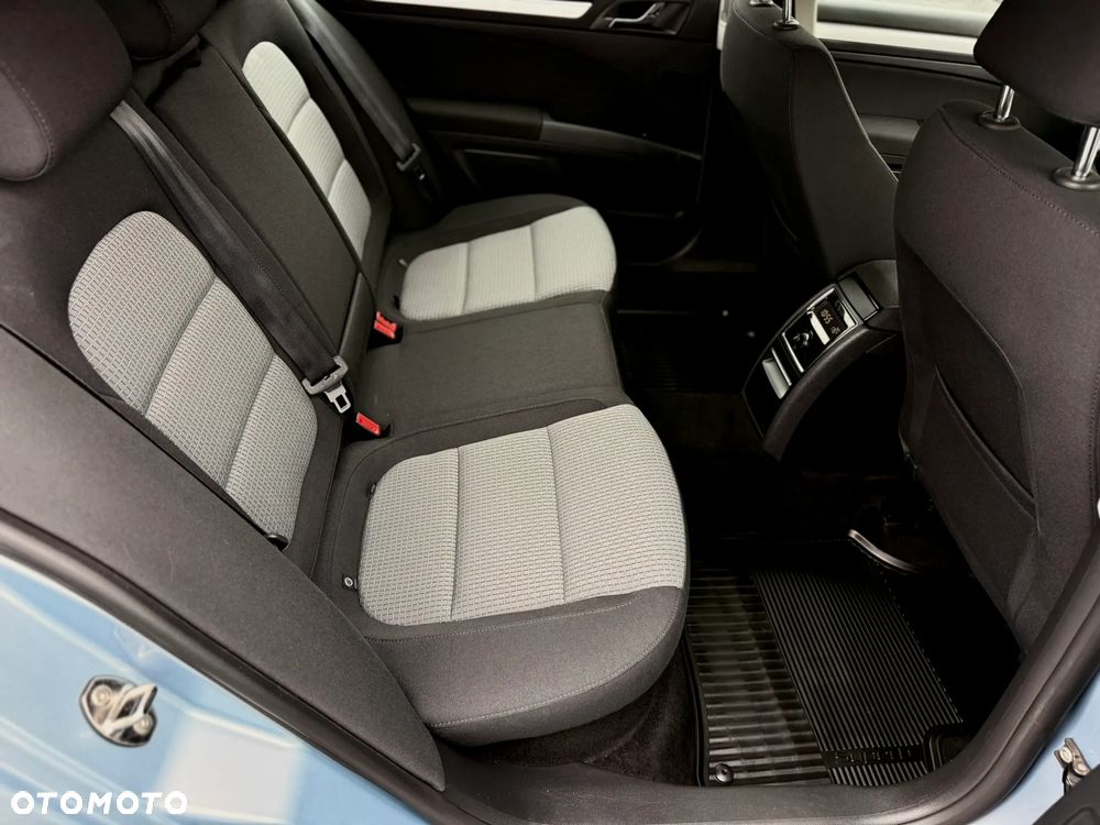 Skoda Superb 1.8 TSI Comfort - 25