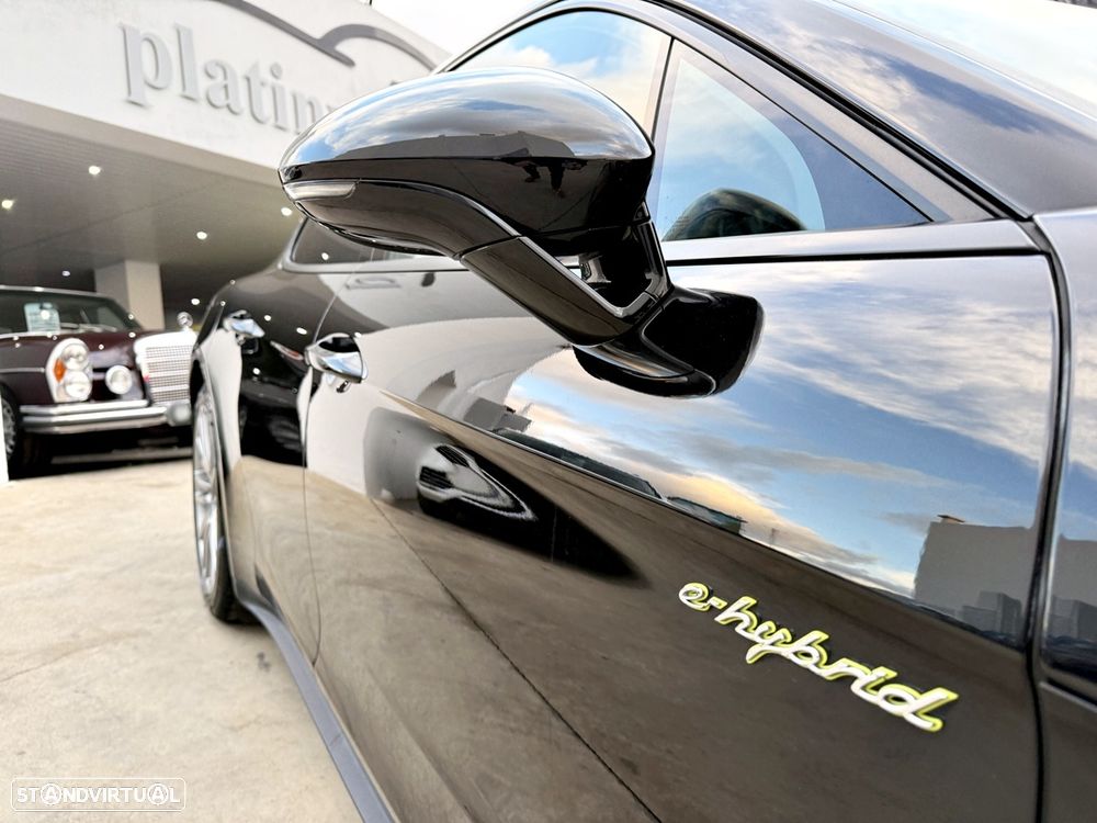 Porsche Panamera 4 E-Hybrid - 52