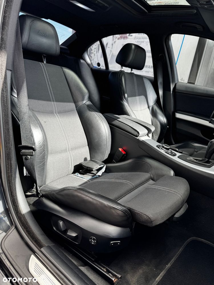 BMW Seria 3 - 25