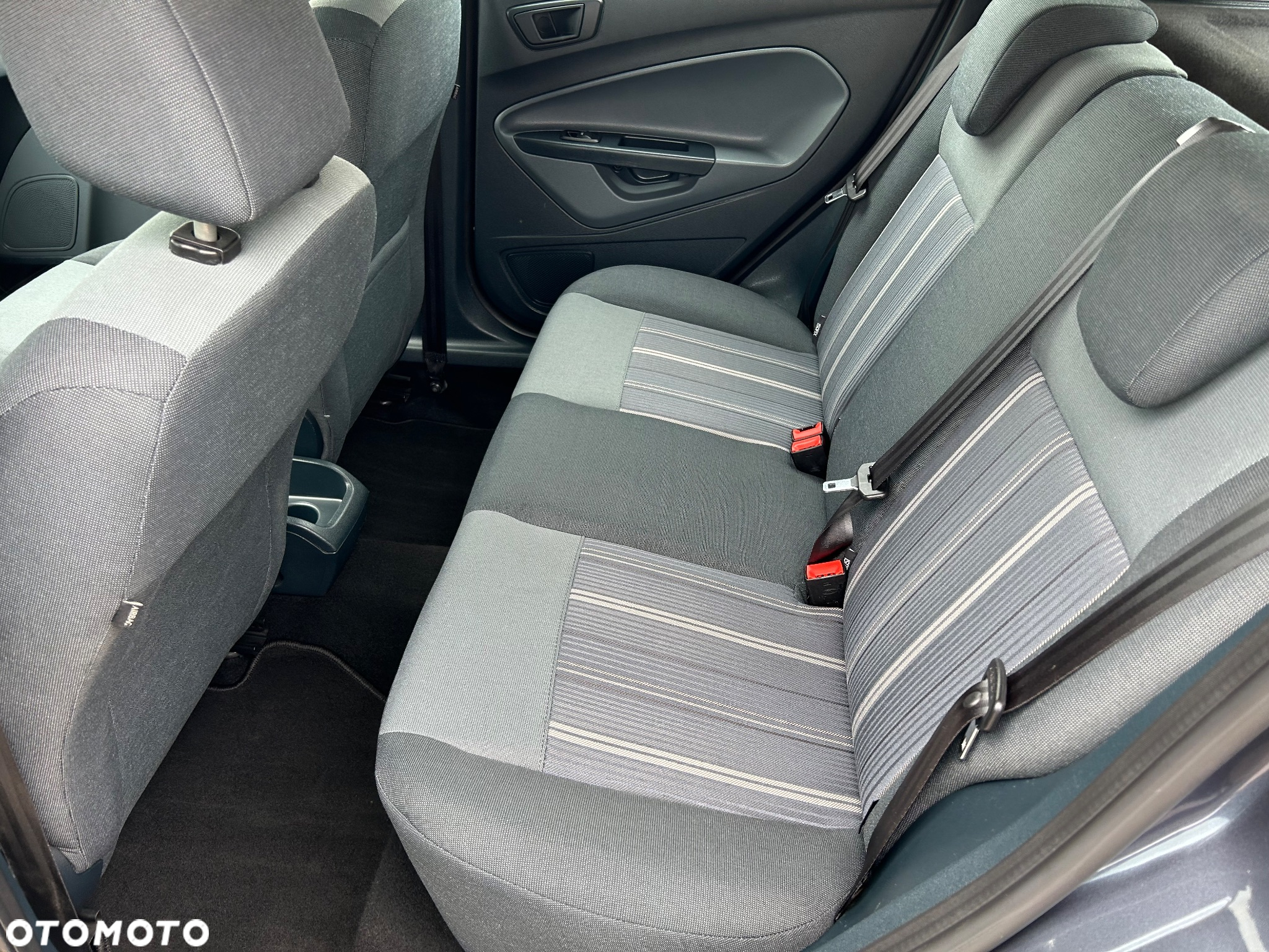 Ford Fiesta 1.25 Ambiente - 12