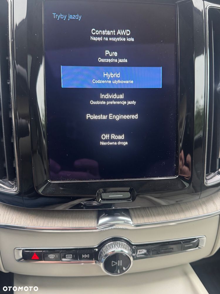 Volvo XC 60 T8 Plug-In Hybrid AWD Inscription - 25