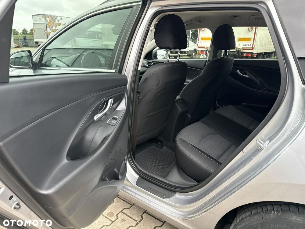 Hyundai i30 1.0 T-GDI Smart - 14