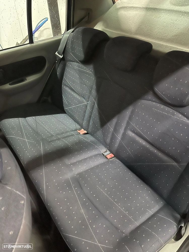 Renault Clio 1.2 - 10