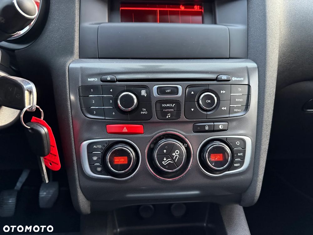 Citroën C4 VTi 95 Attraction - 16