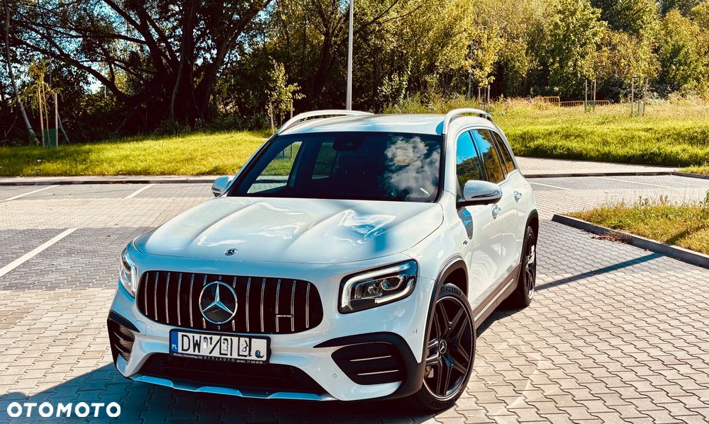 Mercedes-Benz GLB - 2