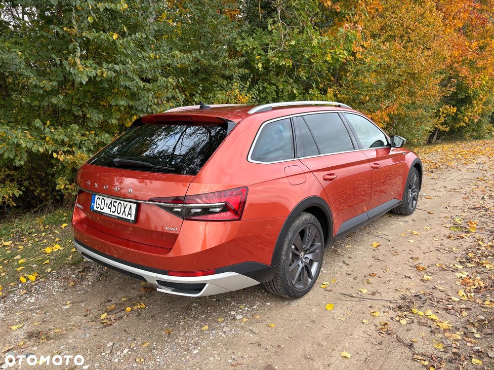 Skoda Superb 2.0 TDI SCR 4x4 Scout DSG - 4