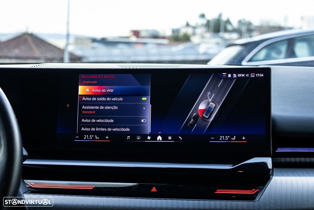 BMW 520 d Pack Desportivo M - 40