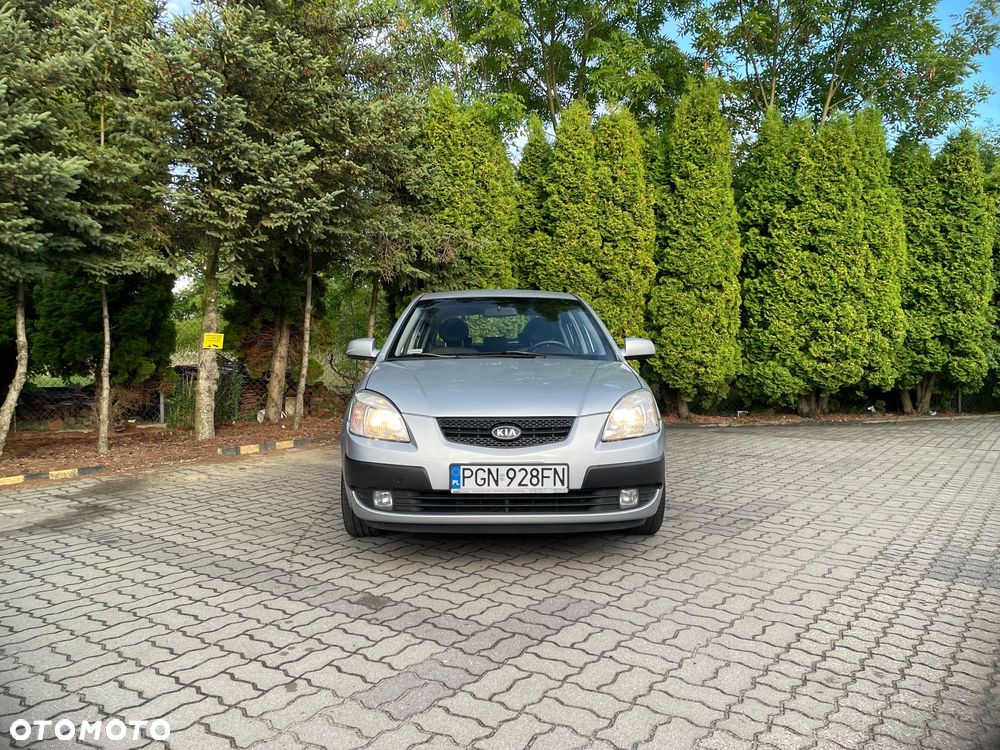 Kia Rio 1.5 CRDi Comfort - 2