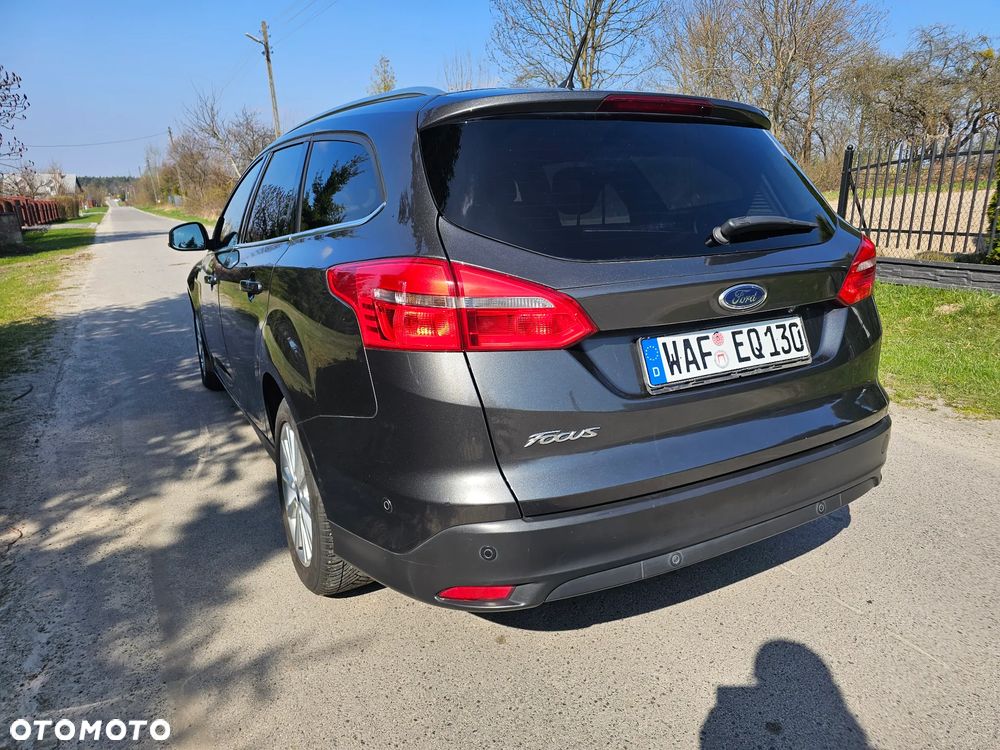 Ford Focus - 35
