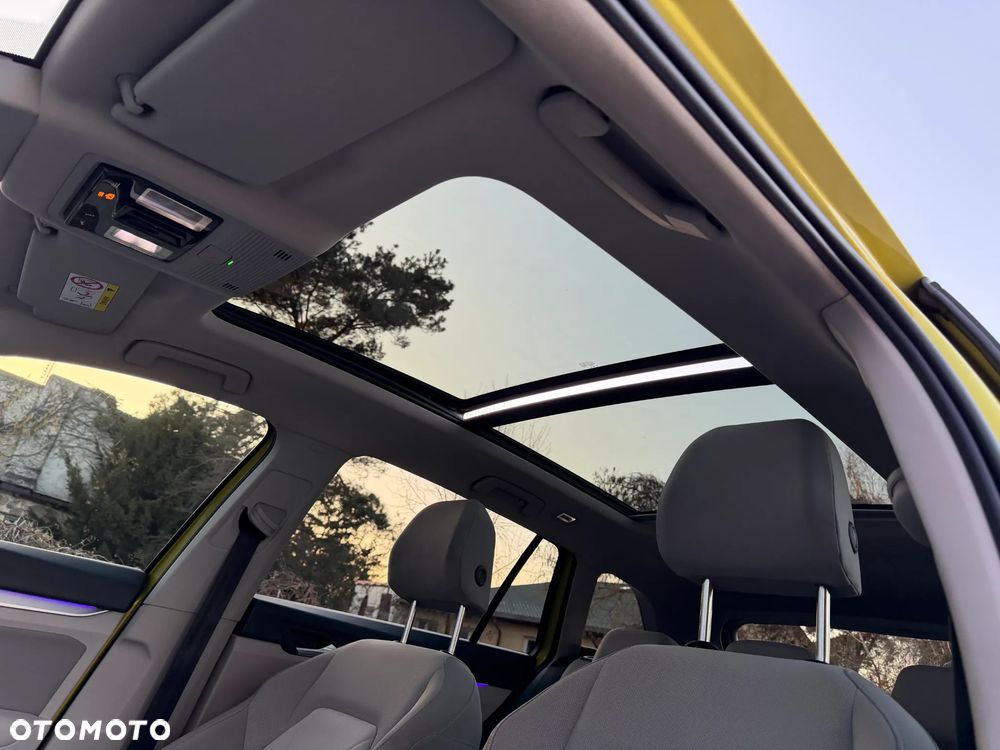 Volkswagen Golf - 12