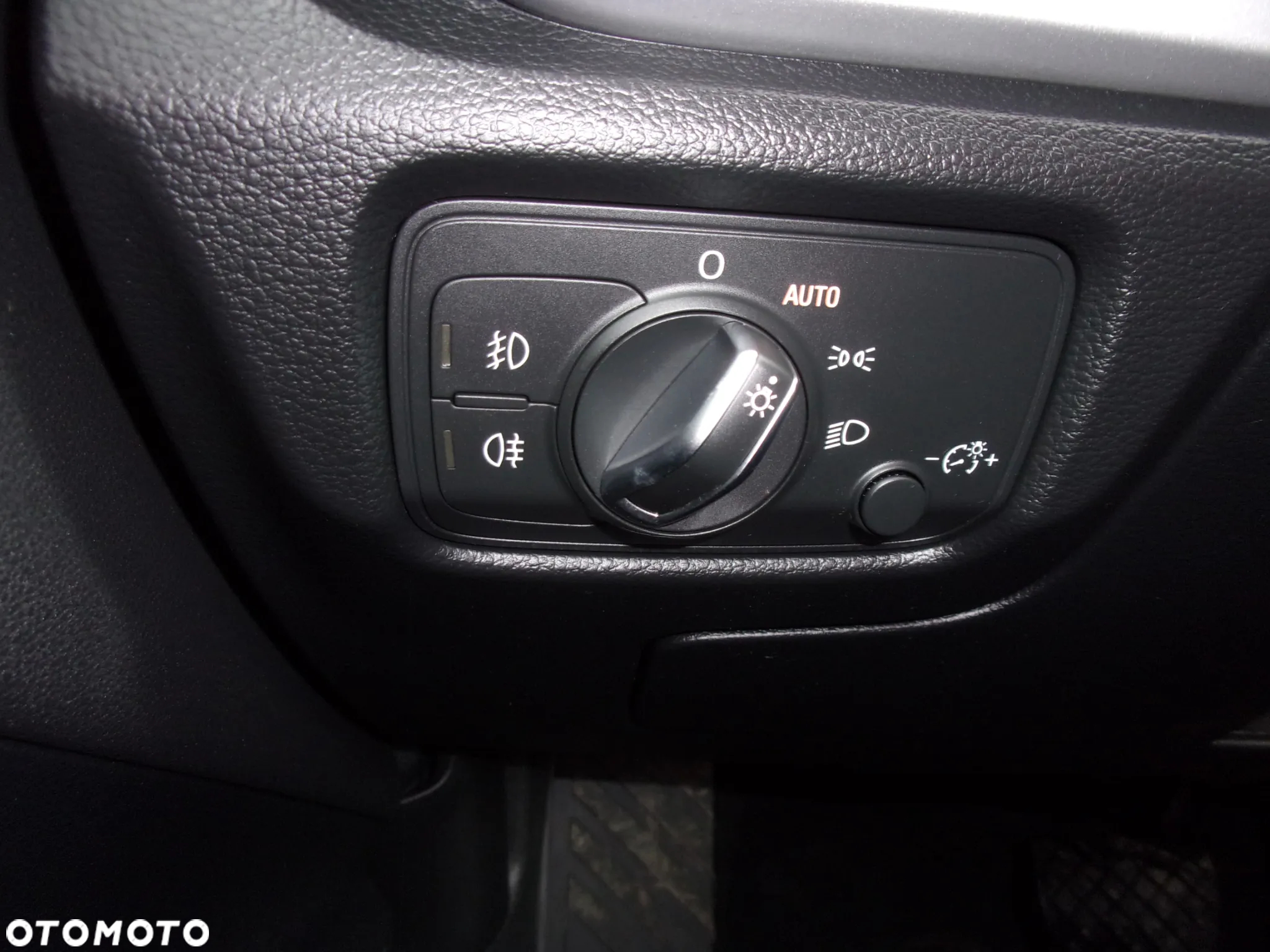 Audi A3 1.4 TFSI CoD Sport S tronic - 23