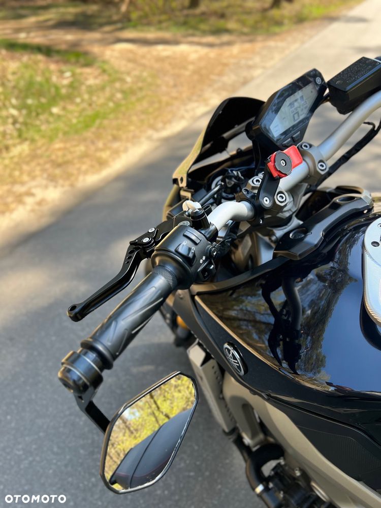 Yamaha MT - 7