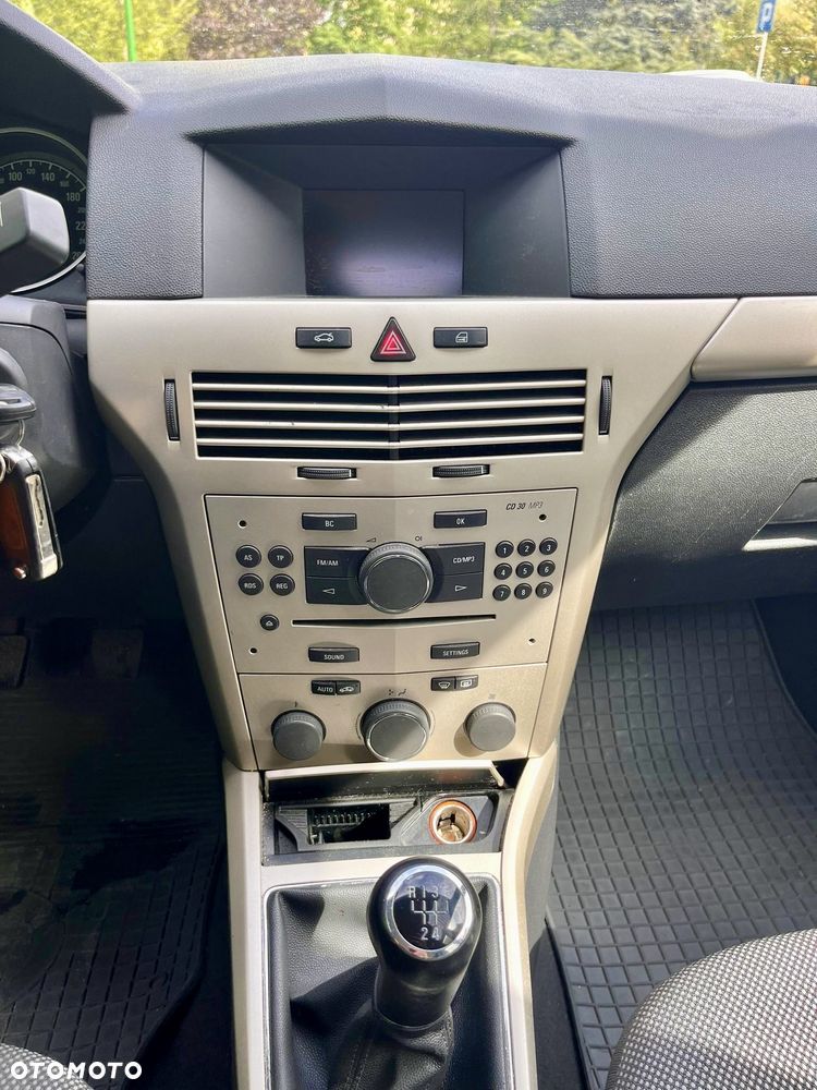 Opel Astra - 18