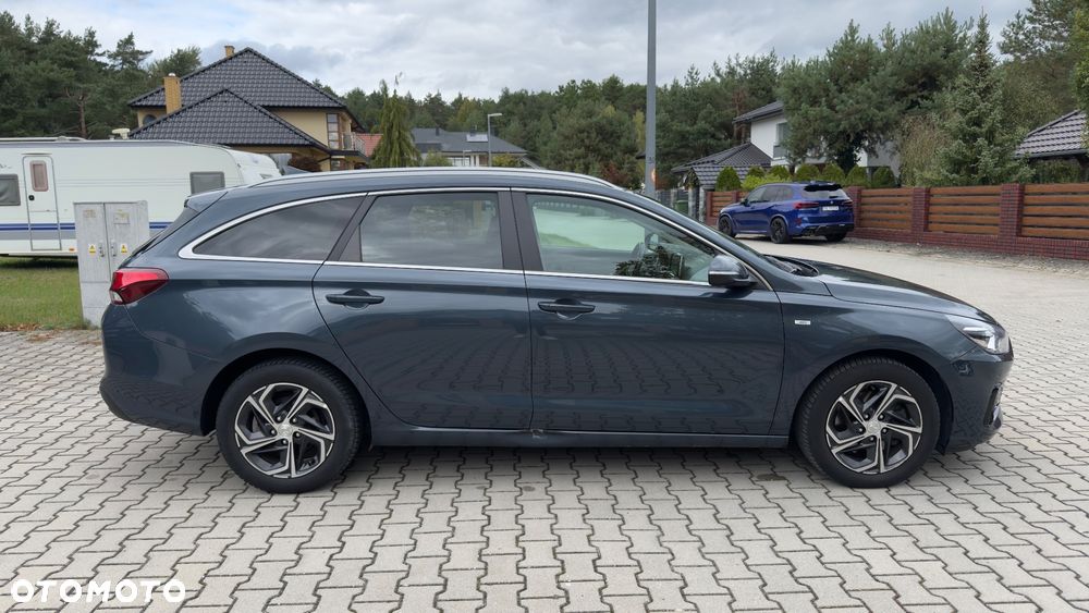Hyundai i30 1.5 T-GDI 48V Comfort DCT - 4