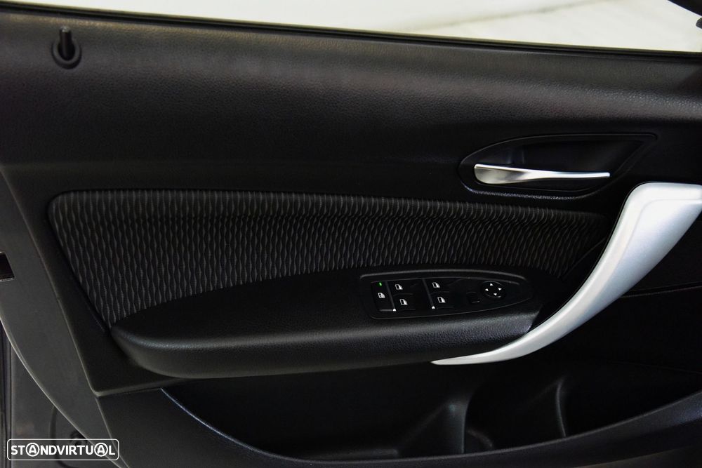 BMW 116 d Advantage Auto - 16