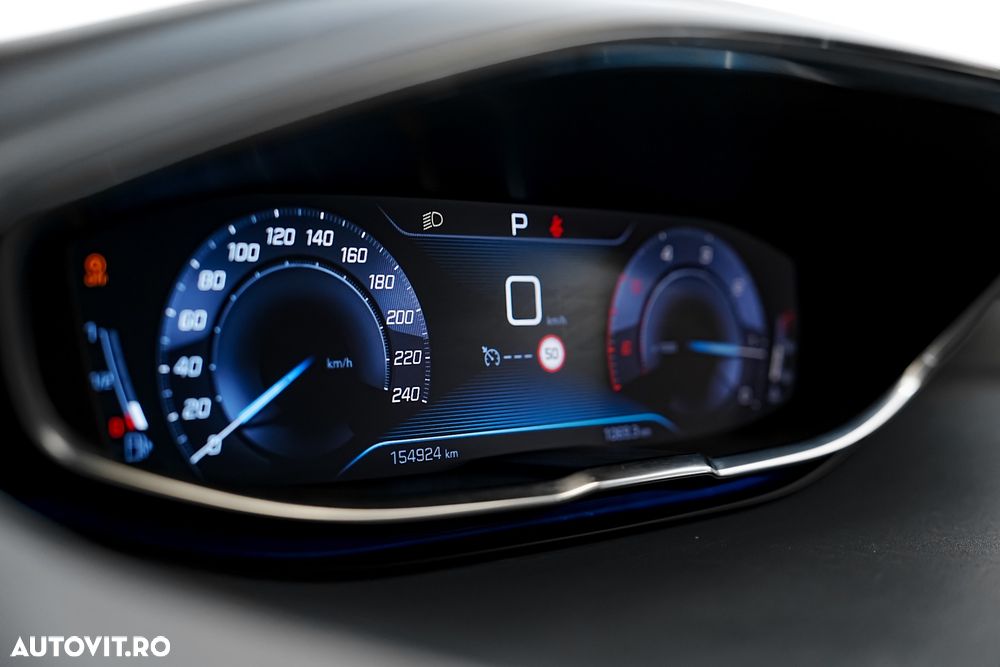 Peugeot 3008 BlueHDi 130 Stop & Start EAT8 Active - 14