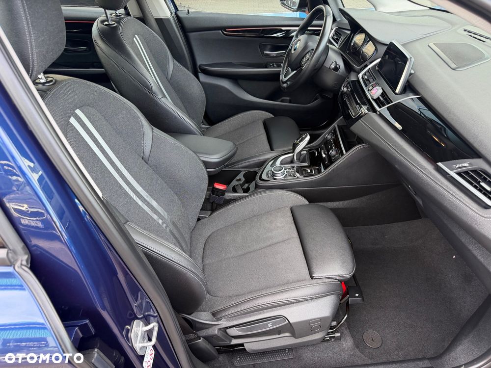 BMW Seria 2 218i Sport Line - 25