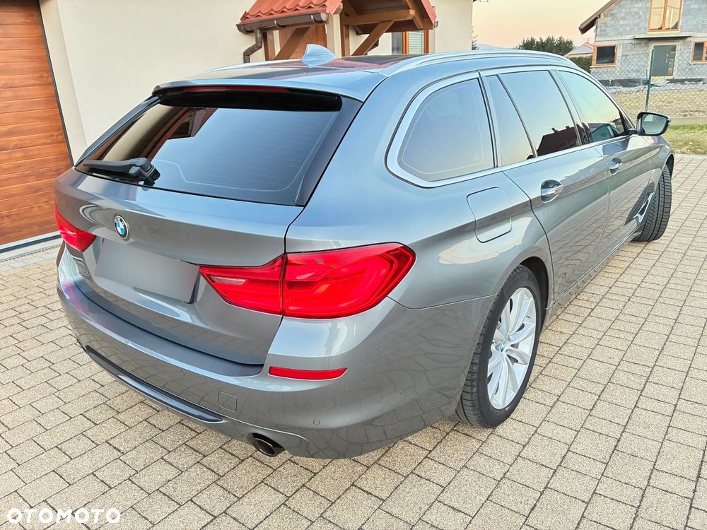BMW Seria 5 520d Sport Line sport - 7