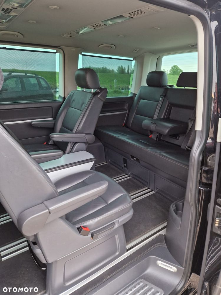 Volkswagen Multivan - 31