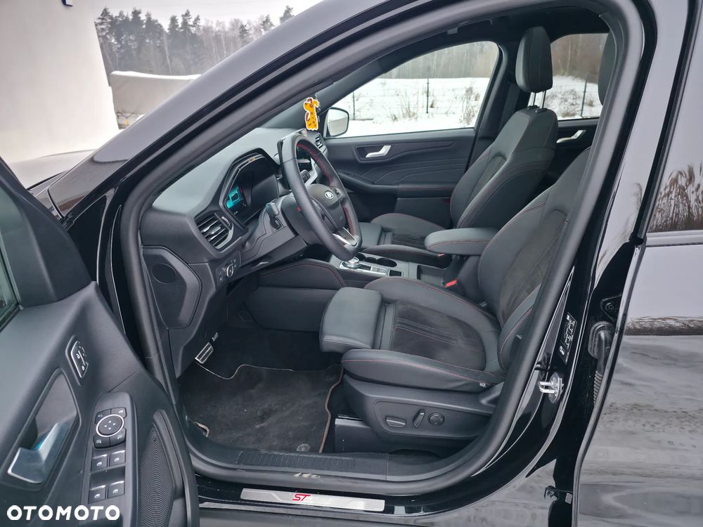 Ford Kuga 2.5P PHEV FWD ST-Line X eCVT - 18