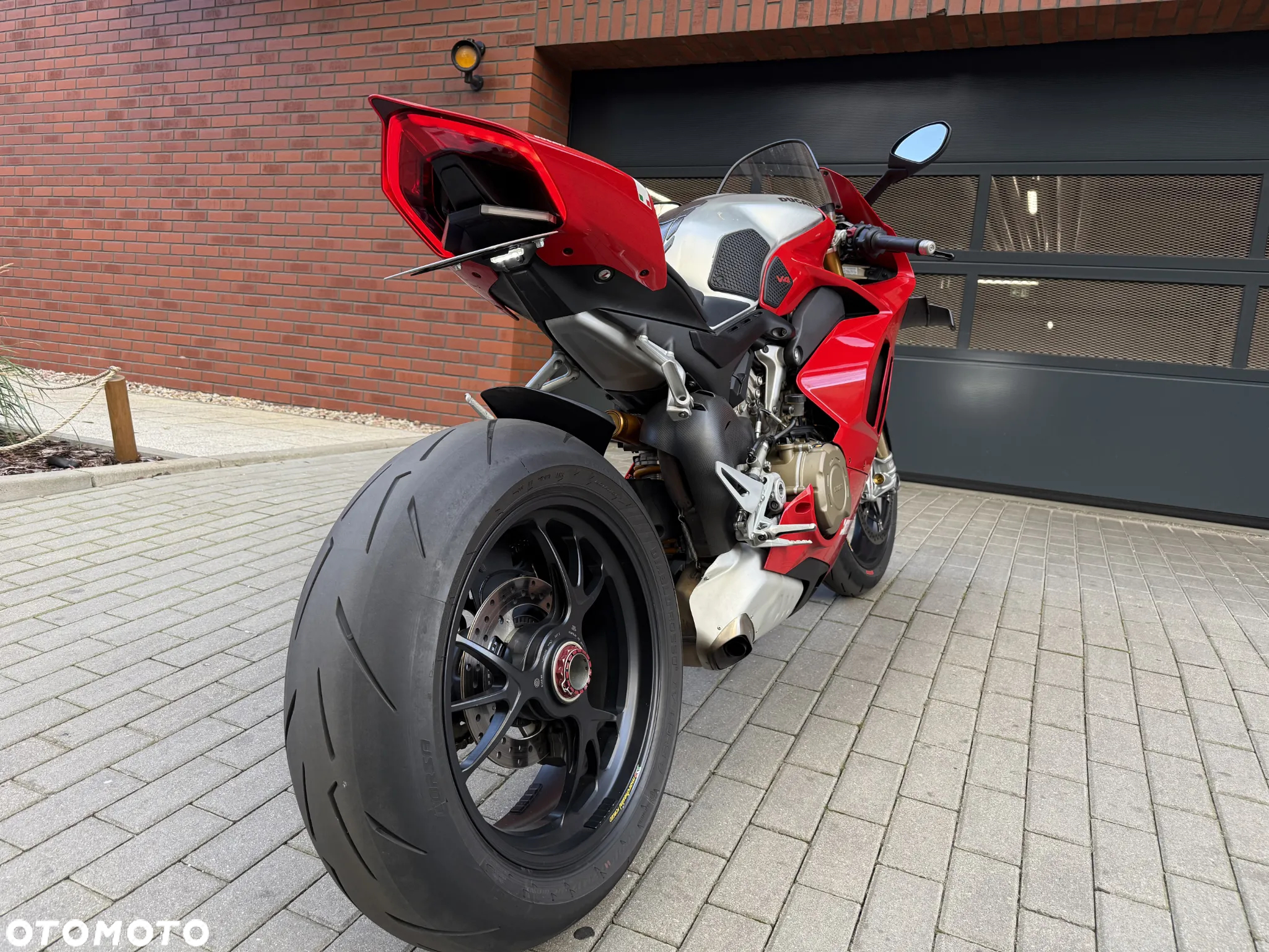 Ducati Panigale V4R - 7