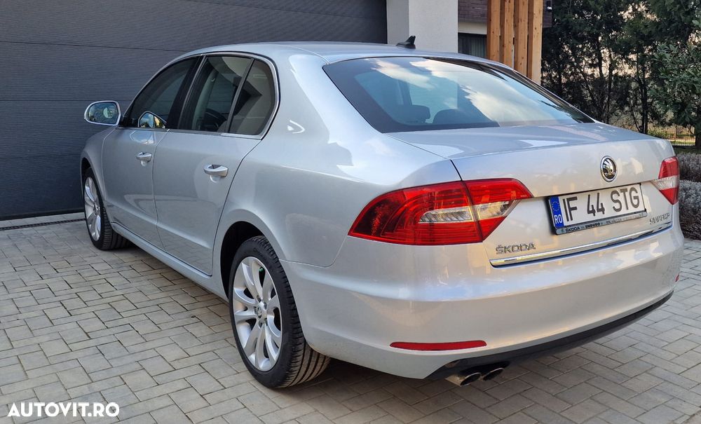 Skoda Superb 2.0 TDI Ambition - 21