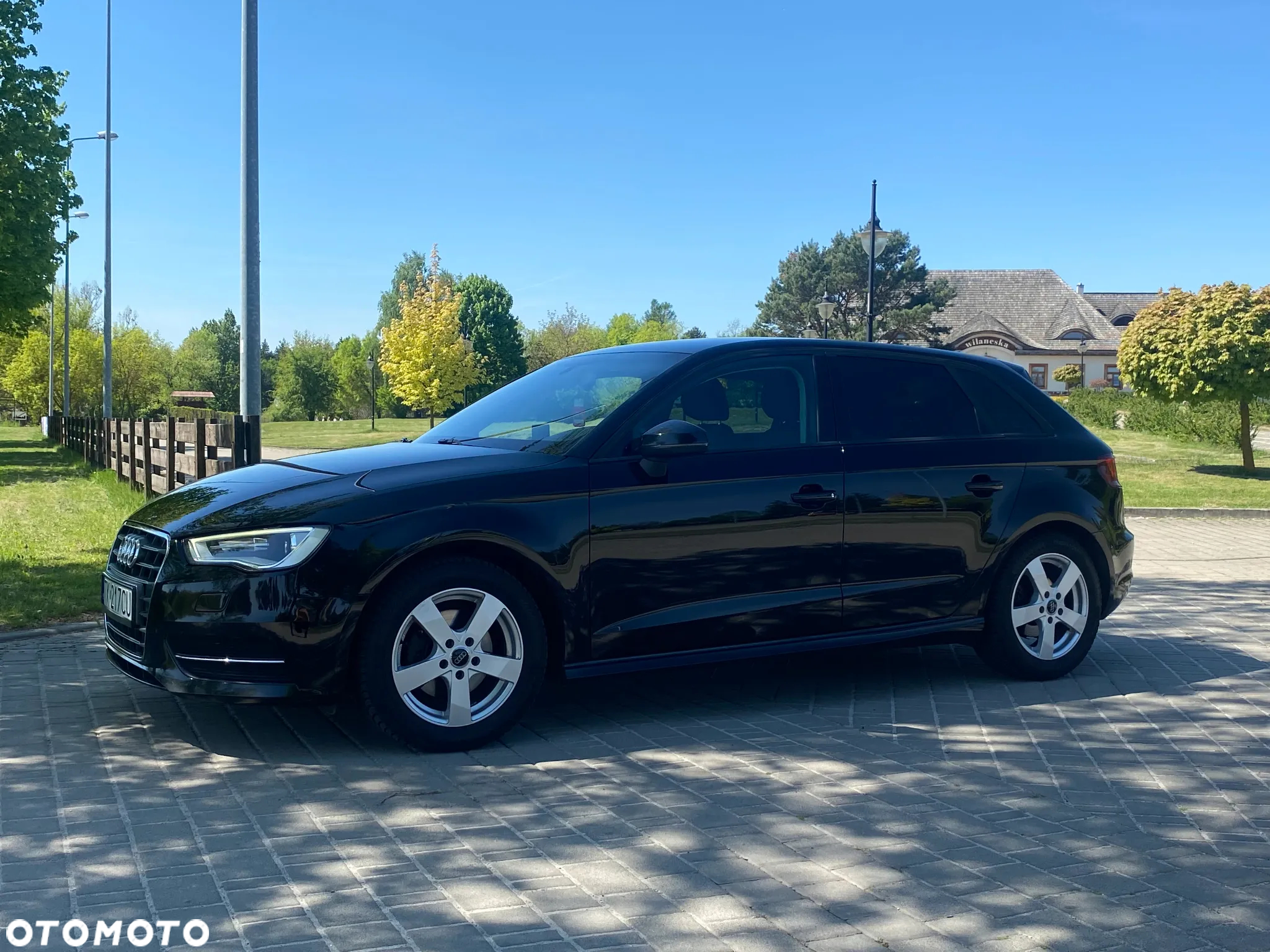 Audi A3 1.6 TDI Sportback design - 5